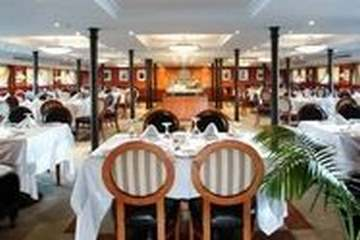 Day 2 :	Luxor - Esna - Edfu